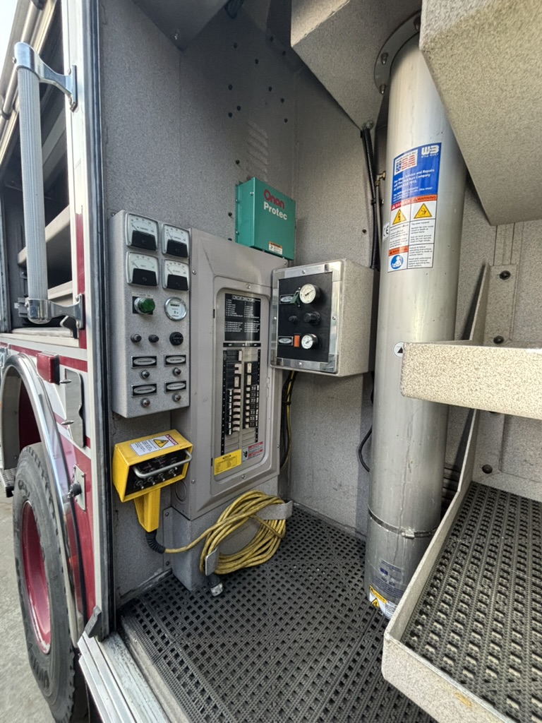 2007 Pierce Saber Heavy Rescue 256 26,000 Miles