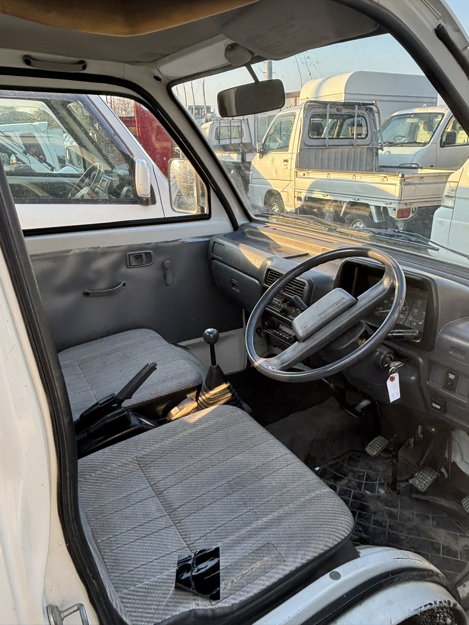 1993 Daihatsu Hijet S83P 4WD Dump Body