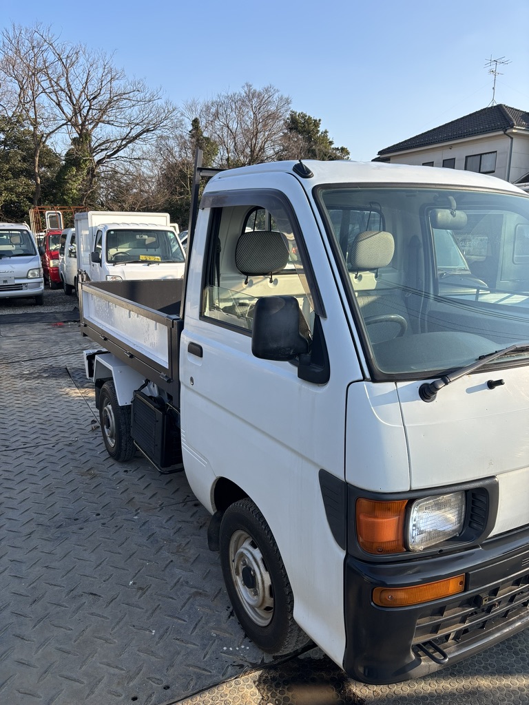 1996 Daihatsu Hijet 4WD Dump Body