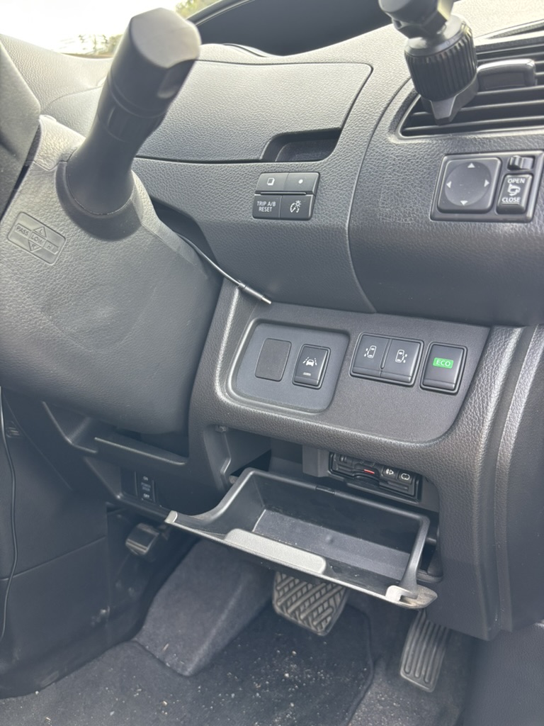 2016 Nissan Serena S-Hybrid Pure Drive Autech Rider