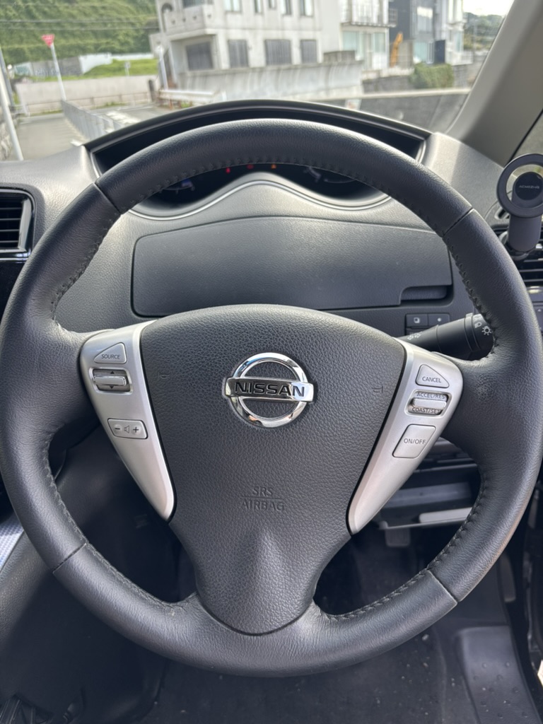2016 Nissan Serena S-Hybrid Pure Drive Autech Rider