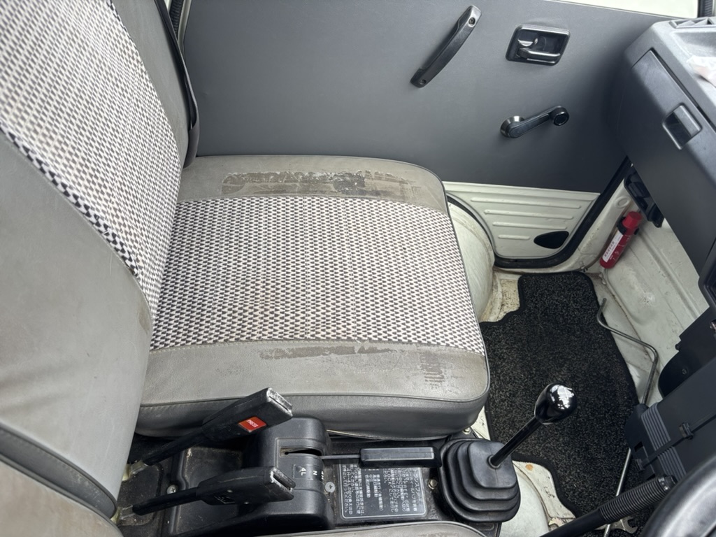 1984 Suzuki Carry 4WD Kei Truck 11,000 Kilometers