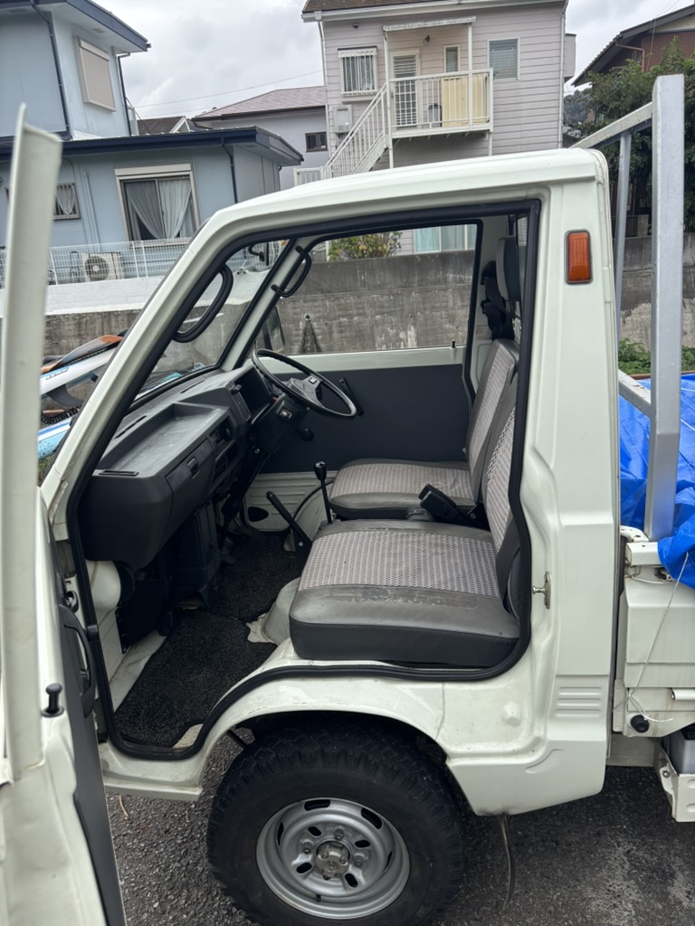 1984 Suzuki Carry 4WD Kei Truck 11,000 Kilometers
